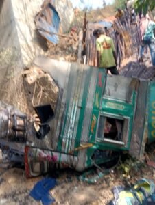 59e4cf92 fd80 409f 81b2 8839f0ab2b63