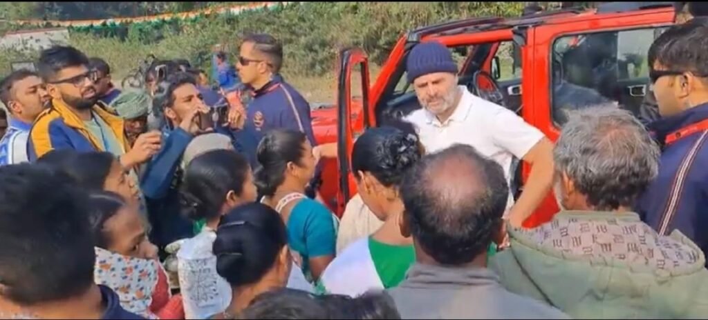 राहुल गांधी सरना धर्म कोड और जमीन समस्या को लेकर सीएम चंपई सोरेन से करेंगे बात, बिरसा मुंडा के परिवार से मिले राहुल 3 rahul khunti
