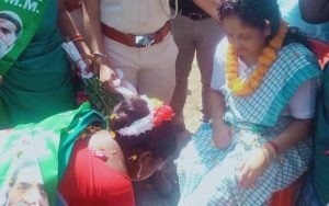 हेमंत सोरेन के विधानसभा क्षेत्र में कल्पना सोरेन ने BJP पर बोला हमला, कहा- आदिवासियों का आरक्षण छीनना चाहती है भाजपा 2 kalpna 1